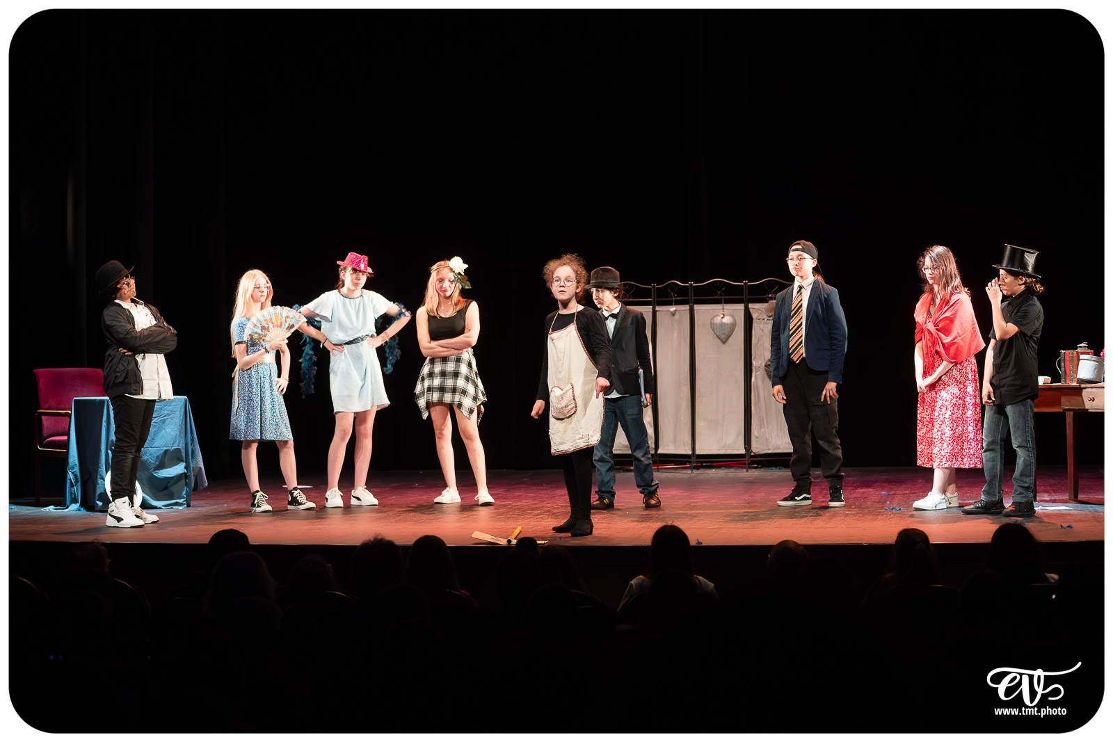 LES FEMMES SAVANTES (ATELIER THÉÂTRE DU COLLÈGE FOCH)